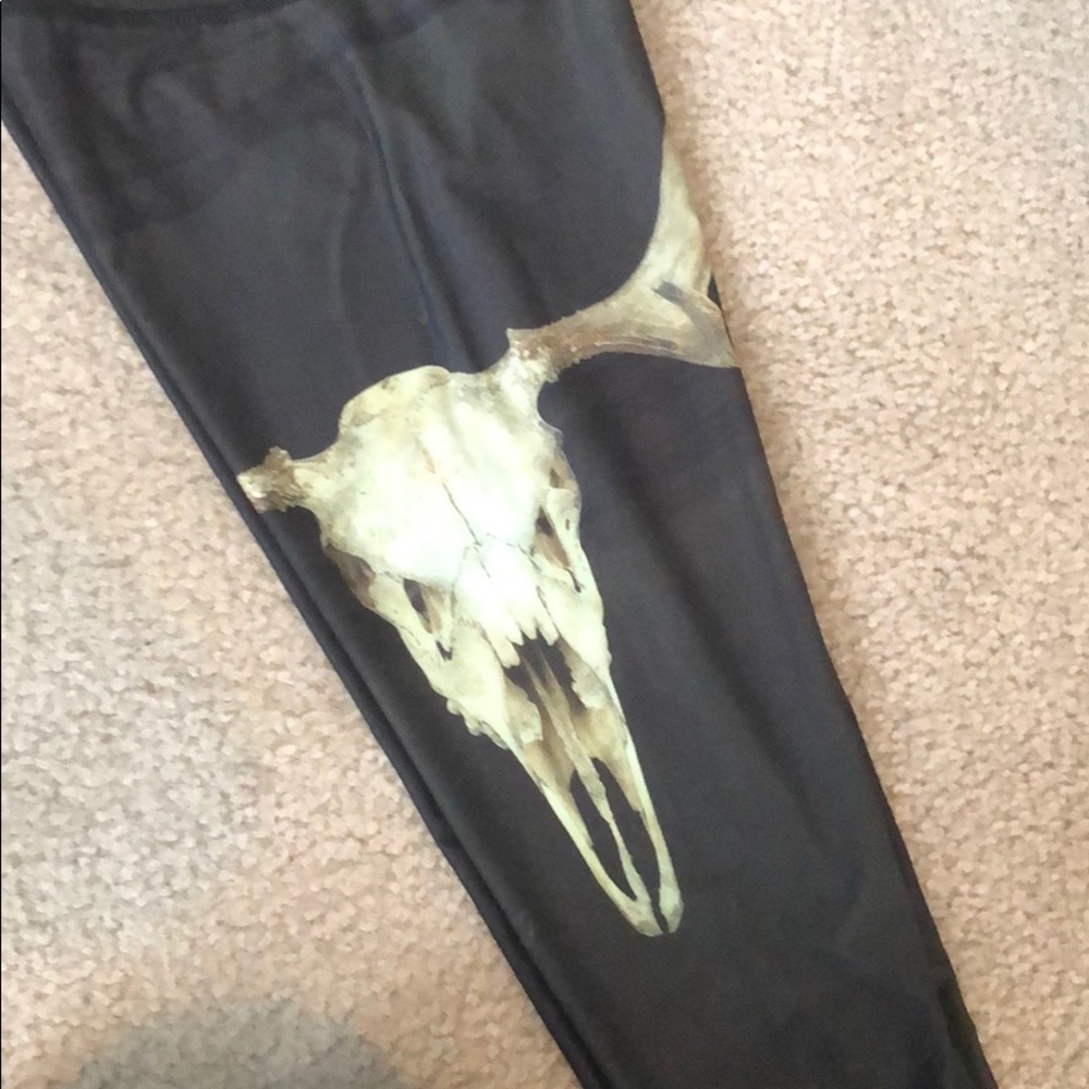 Teeki deer medicine leggings.